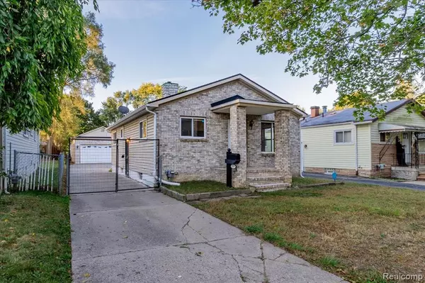 37 W Brooklyn Avenue, Pontiac, MI 48340