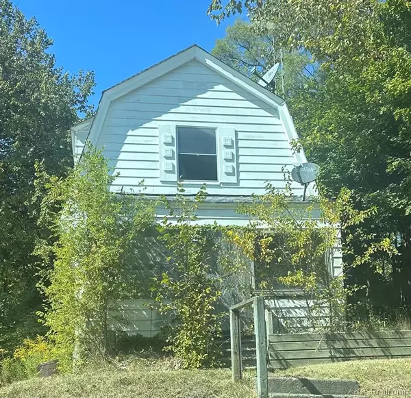 913 Perry Street, Flint, MI 48504