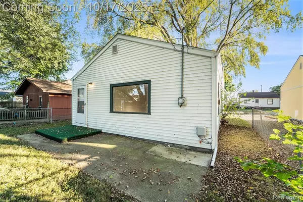 Warren, MI 48089,11299 Chalmers Avenue