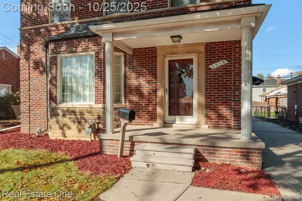 Wyandotte, MI 48192,1618 Davis Street