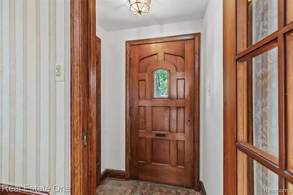 Wyandotte, MI 48192,1618 Davis Street