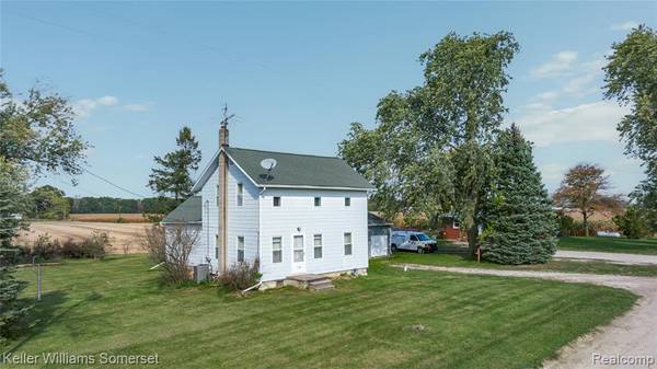 11098 Oelke Road, Maybee, MI