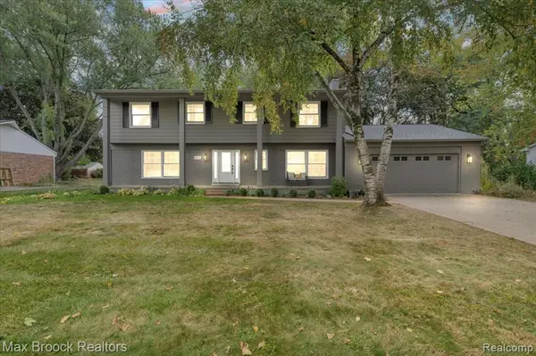 466 Rolling Rock Road, Bloomfield Hills, MI 48304
