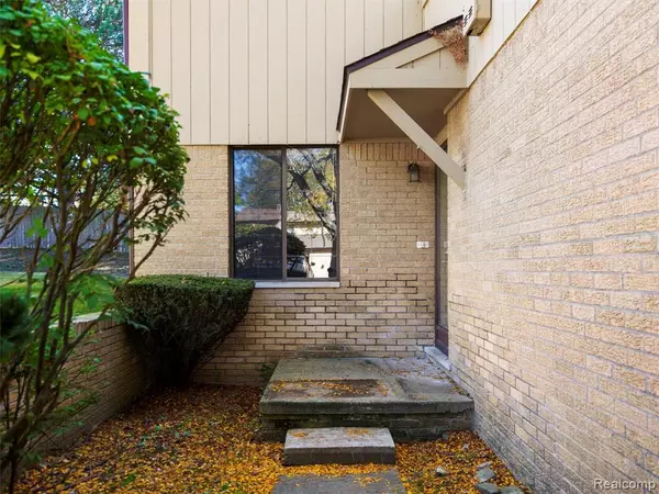 Southfield, MI 48034,26910 W 12 Mile Road