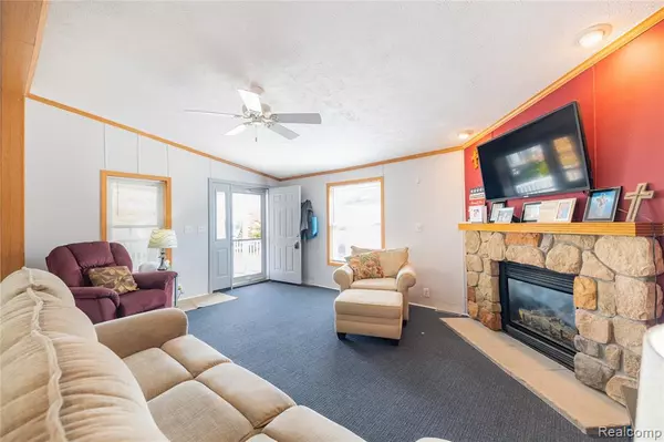 South Lyon, MI 48178,11160 Chestnut Run Court