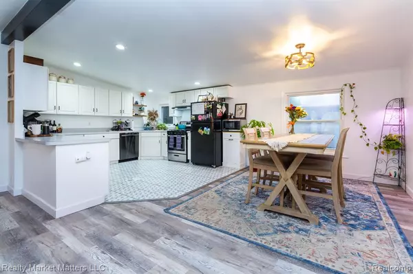 Oxford, MI 48371,781 W Davison Lake Road