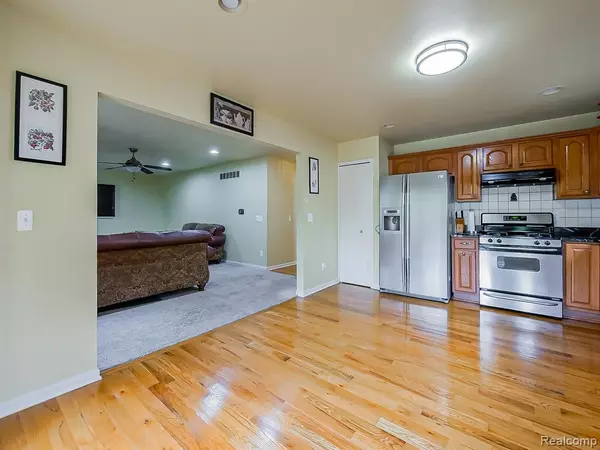 Troy, MI 48083,1255 Hartland Street