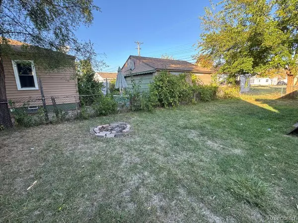 Wyandotte, MI 48192,3637 18th Street