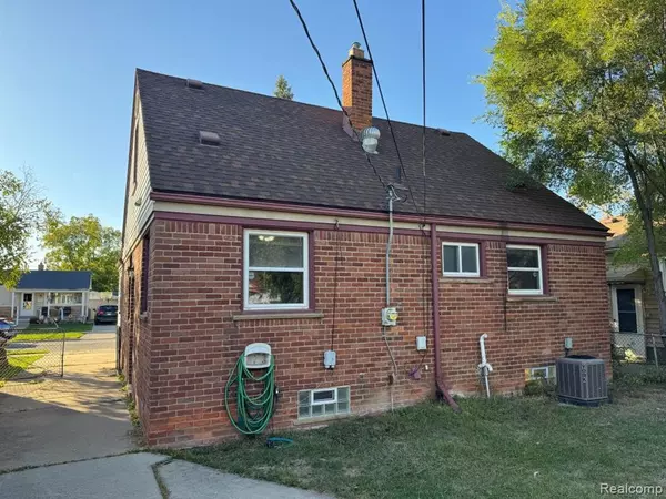 Wyandotte, MI 48192,3637 18th Street
