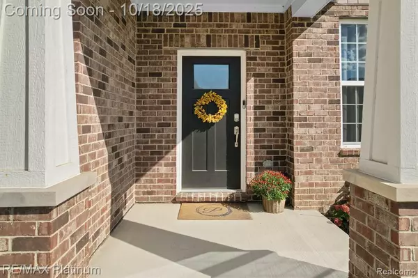 Novi, MI 48377,28140 Hummingdale Circle