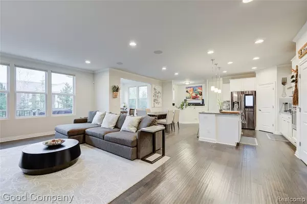 Beverly Hills, MI 48025,31035 Tremont Lane