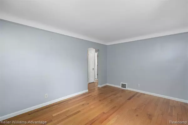 Southgate, MI 48195,12773 Walnut Street