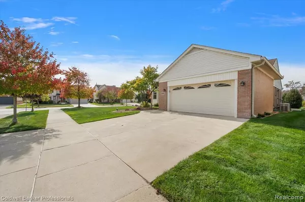Canton, MI 48188,3406 Riverside Court