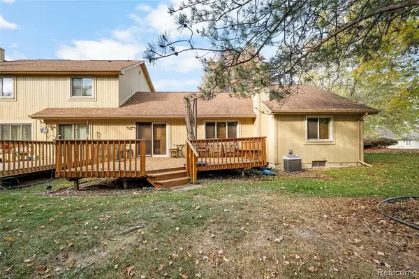 Southfield, MI 48076,28801 Ranchwood Drive