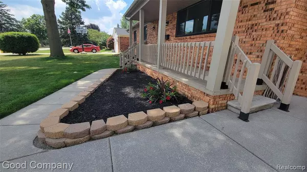 Utica, MI 48317,46075 Hecker Drive