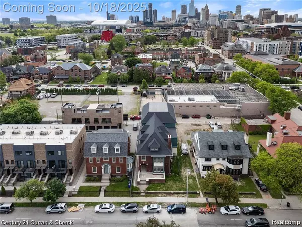 240 Mack Avenue, Detroit, MI 48201