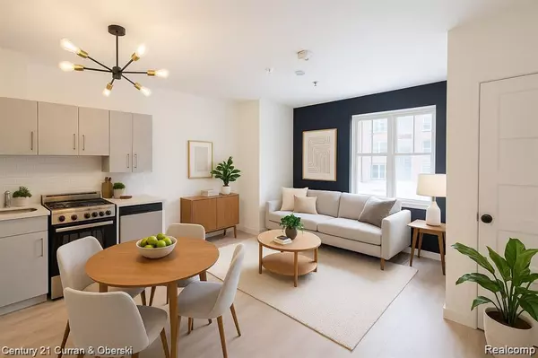 240 Mack Avenue, Detroit, MI 48201