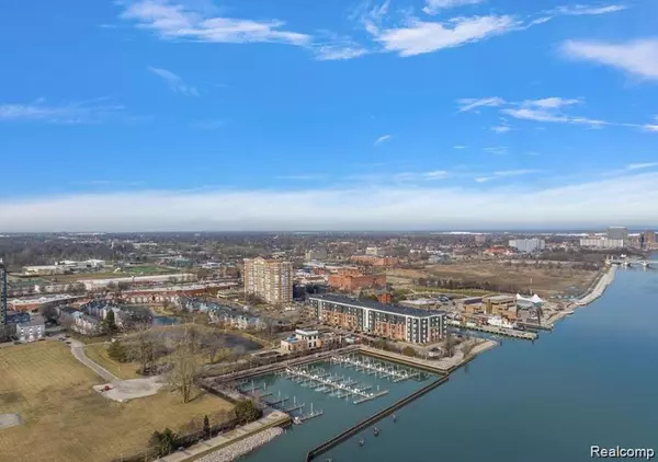 Detroit, MI 48207,250 E Harbortown Drive