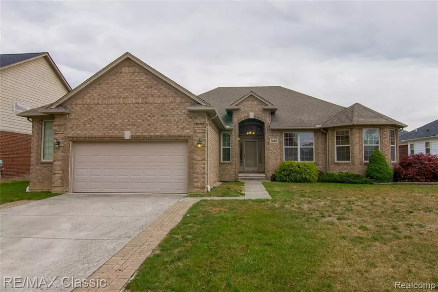 50416 Pinnacle Woods Lane, Macomb, MI 48042