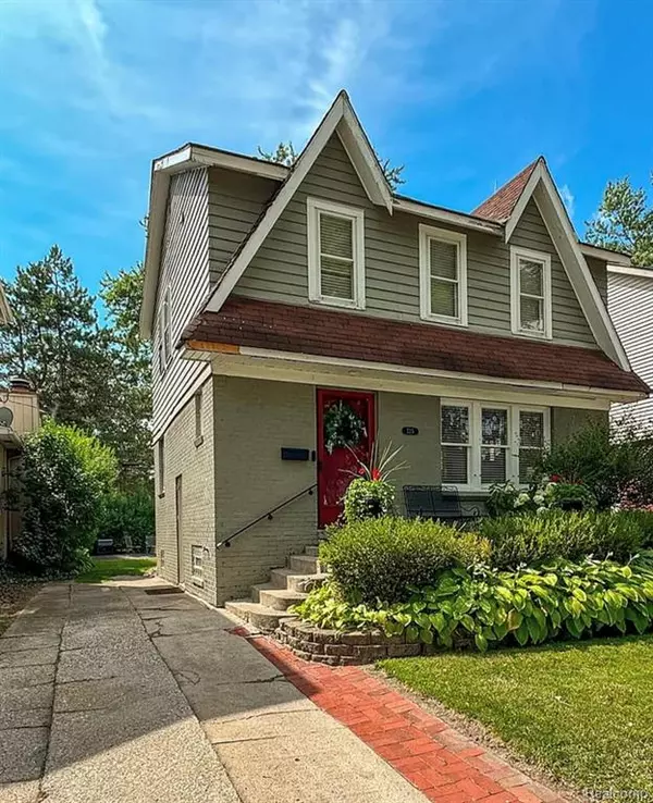 Royal Oak, MI 48067,225 N Edison Avenue