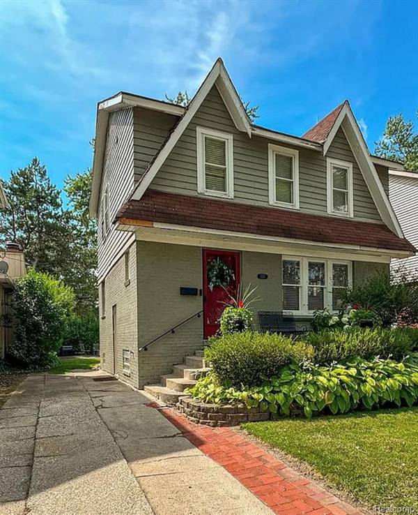 225 N Edison Avenue, Royal Oak, MI 48067