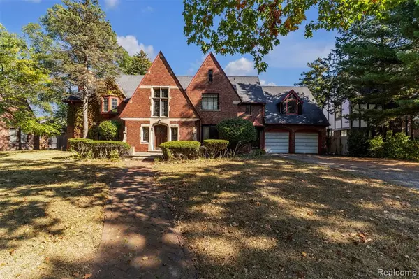 Detroit, MI 48221,19160 Canterbury Road