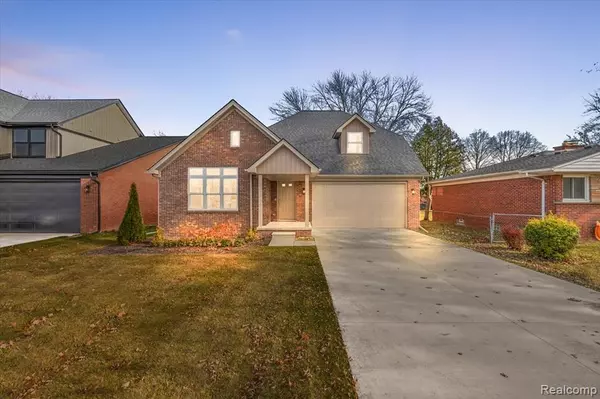 28710 Little Mack Avenue, Saint Clair Shores, MI 48081