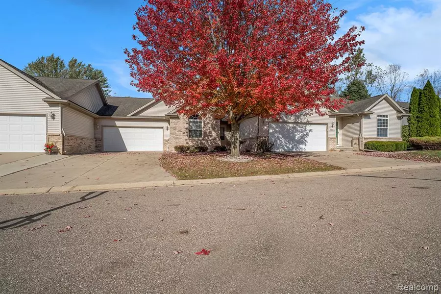 3519 Applewood Lane, Grand Blanc, MI 48439