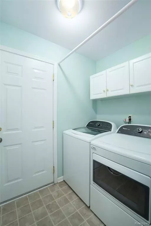 Grand Blanc, MI 48439,3519 Applewood Lane