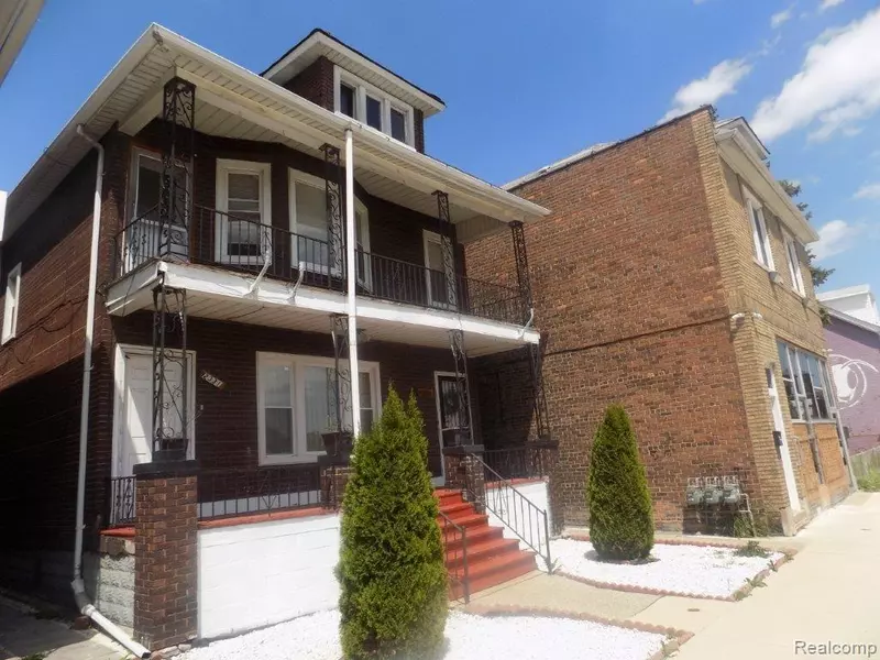 2331 CANIFF Street, Hamtramck, MI 48212