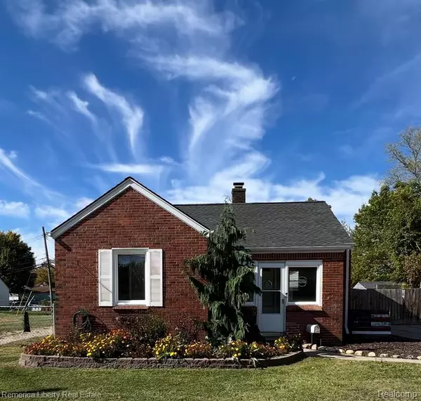 1147 Harrison Avenue, Garden City, MI