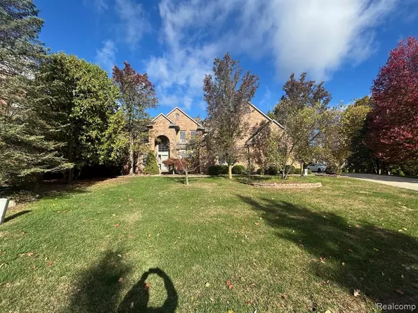 Lake Orion, MI,3904 KAELEAF Road