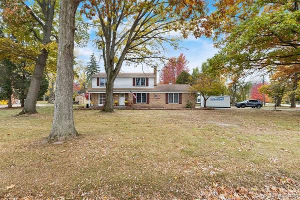 8855 Ferry Road, Grosse Ile, MI 48138