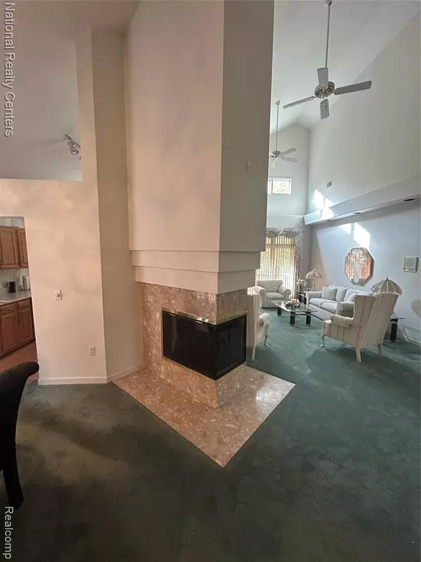 Livonia, MI 48152,38153 S Vista Drive