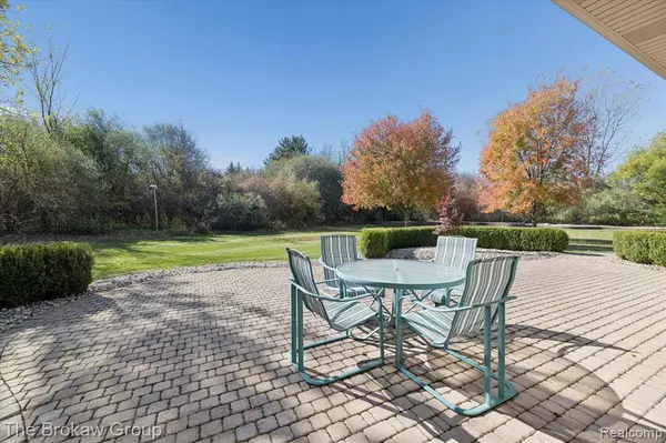 Davison, MI 48423,9398 Highland Court