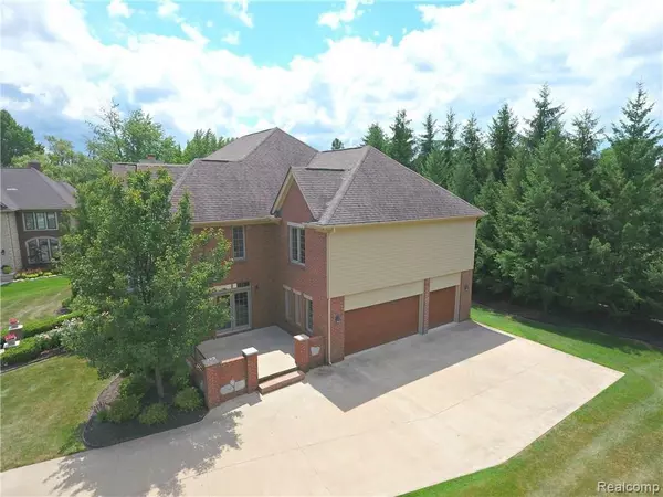 Novi, MI,26131 SUNBURY Court