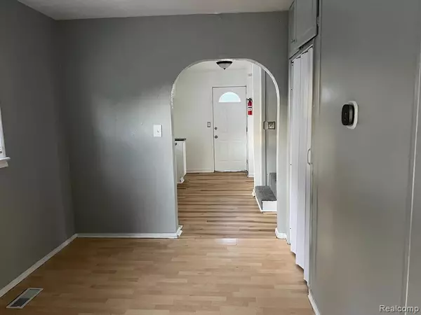 Dearborn Heights, MI 48125,25548 Powers Avenue