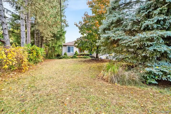 Rochester Hills, MI 48309,1370 South W Boulevard