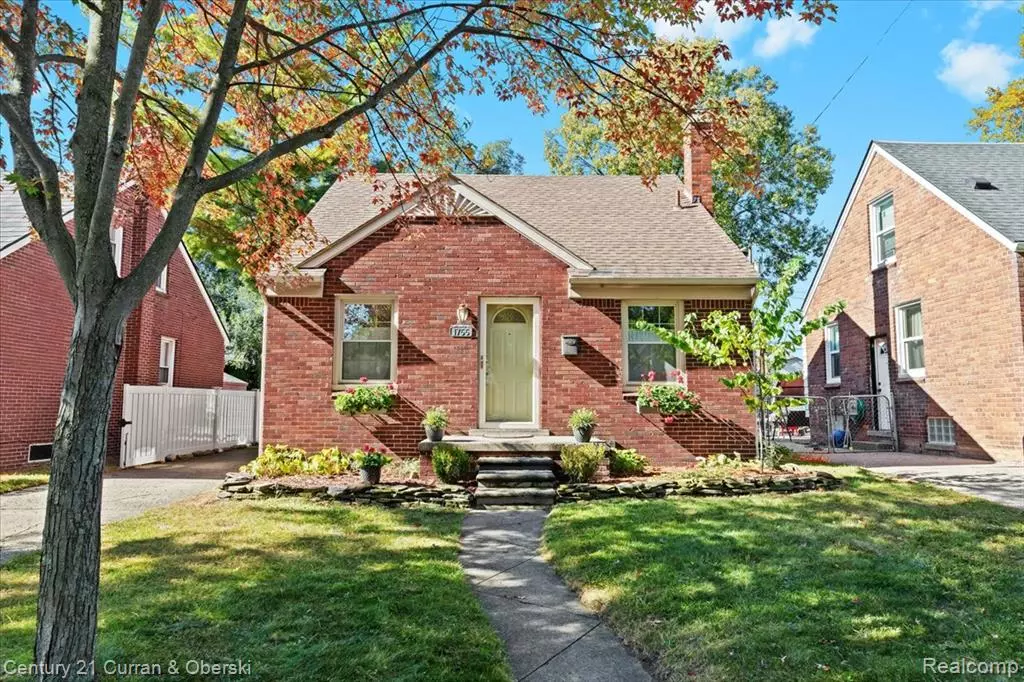 Dearborn, MI 48128,1755 N Denwood Street