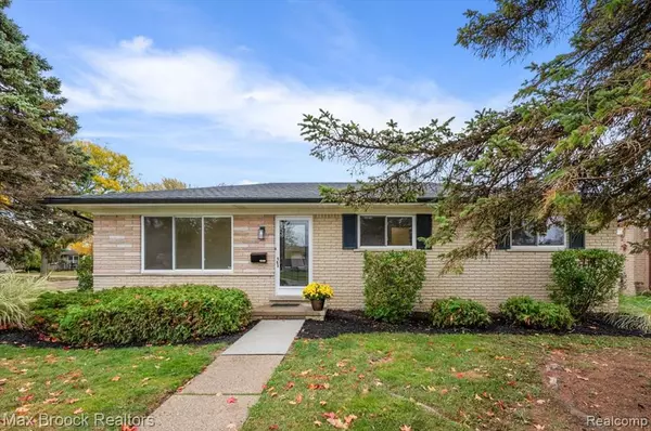 Sterling Heights, MI 48312,13386 Winona Drive