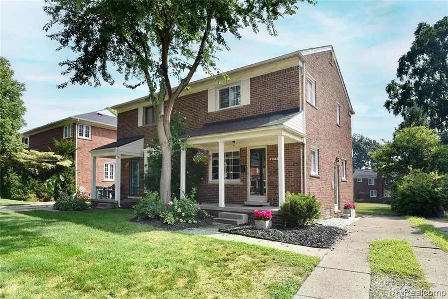 2714 Glenview Avenue, Royal Oak, MI 48073