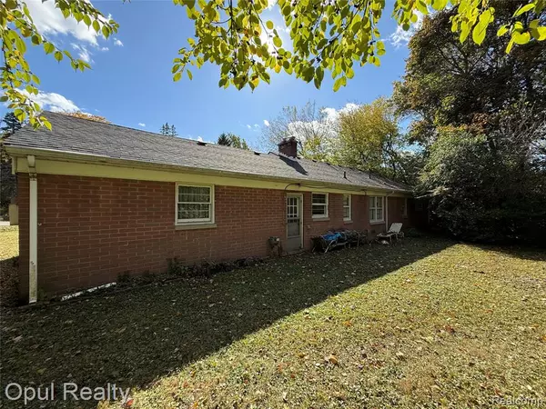 Plymouth, MI 48170,42550 Clemons Drive