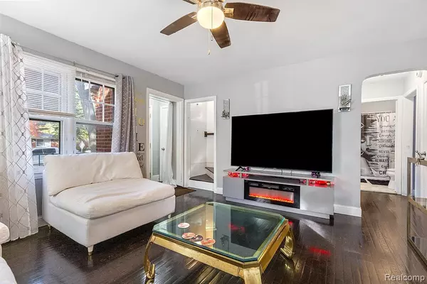 Southfield, MI 48075,20705 Westhampon Ave