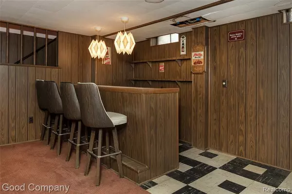 Livonia, MI 48152,18913 Gillman Street