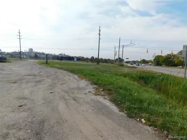 Clinton Twp, MI 48036,43560 N Groesbeck Highway