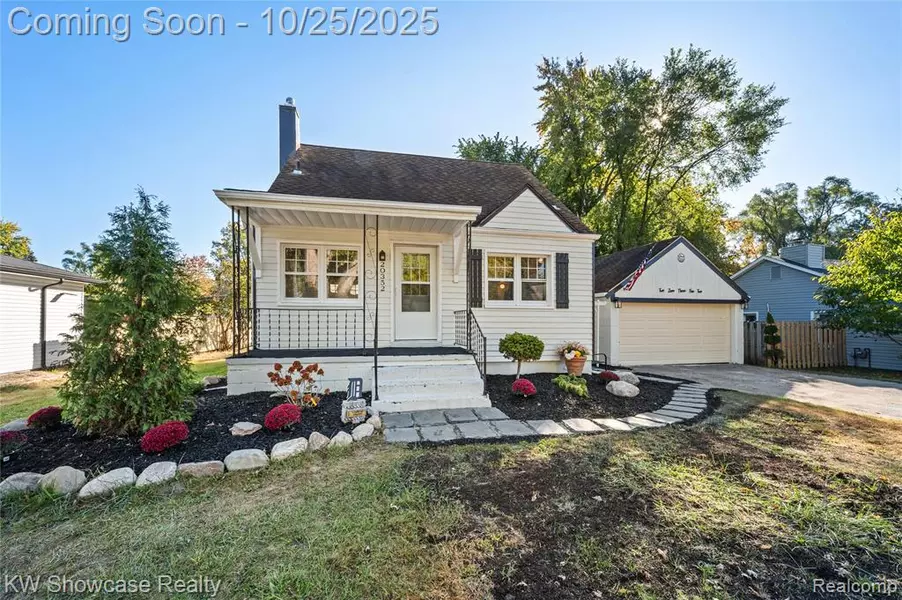 20352 Beatrice Street, Livonia, MI 48152
