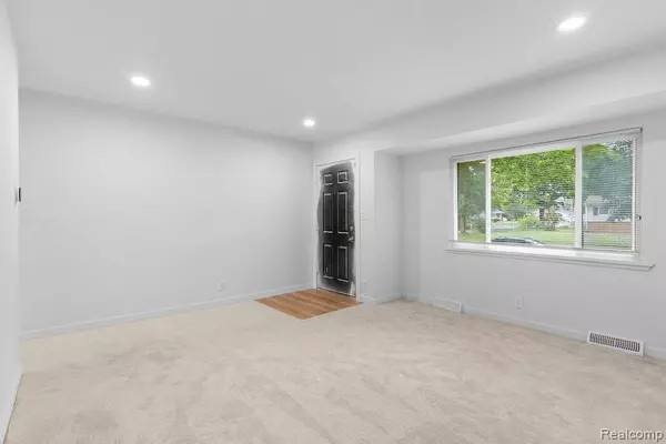 Flint, MI 48504,1605 Barbara Drive