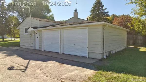 Flint, MI 48506,3299 E Pierson Road