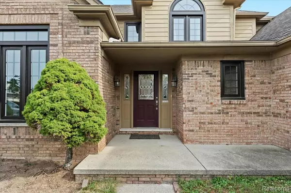 Clinton Twp, MI 48038,44808 Rivergate Drive