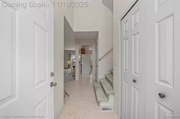 Wixom, MI 48393,882 Natures Cove Court